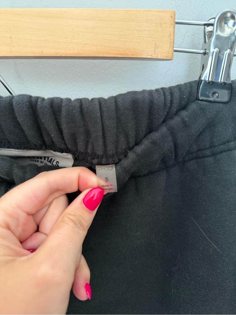 Fear of God Essentials Summer Core Sweatpant 'Black' - Picture 3 of 7